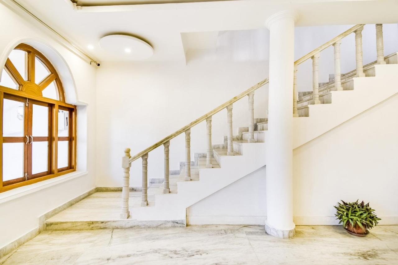 Capital O 23129 Chelsea Palace Hotel Khajuraho Ngoại thất bức ảnh
