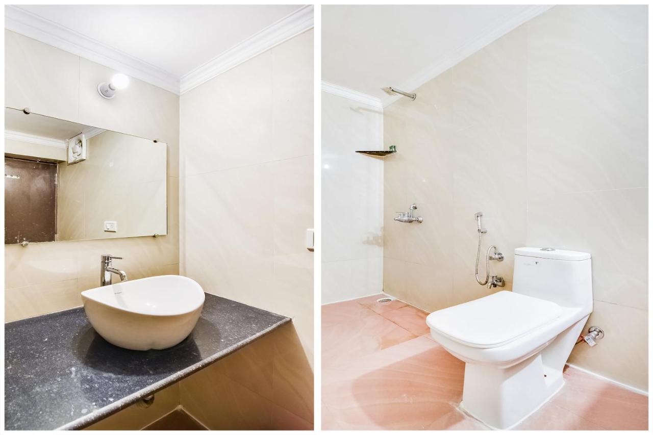 Capital O 23129 Chelsea Palace Hotel Khajuraho Ngoại thất bức ảnh